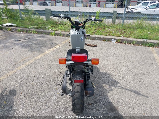 Honda NPS50 2022 JH2AF5825NK800561 Image 6
