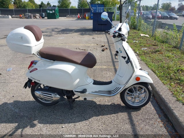 ZAPCA06B6M5102560 Vespa Primavera/sprint 50