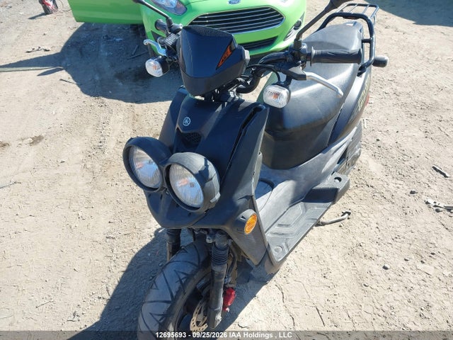 2013 Yamaha Yw50 F მანქანა იყიდება აუქციონზე, vin: RKRSA43N9DA121588, აუქციონის ნომერი: 12695693