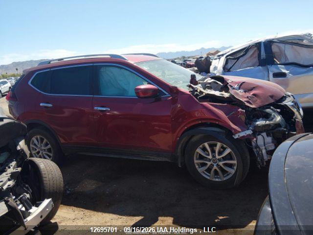 12695701 :رقم المزاد ، 5N1AT2MV3JC762795 vin ، 2018 Nissan Rogue Sv/sl مزاد بيع