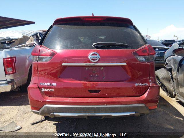 12695701 :رقم المزاد ، 5N1AT2MV3JC762795 vin ، 2018 Nissan Rogue Sv/sl مزاد بيع