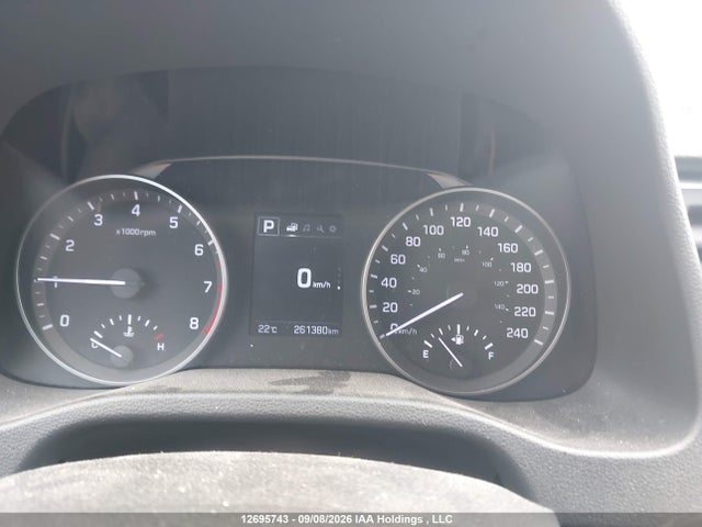 Продажа на аукционе авто 2018 Hyundai Elantra Gl, vin: KMHD84LFXJU582552, номер лота: 12695743