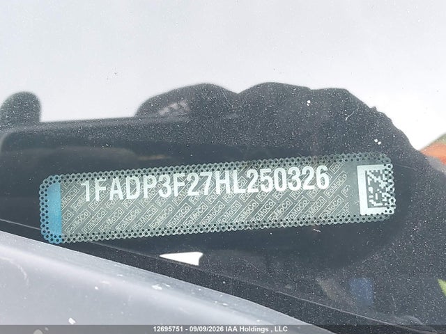 Ford FOCUS SE 2017 1FADP3F27HL250326 Image 20