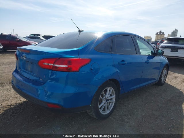 Ford FOCUS SE 2017 1FADP3F27HL250326 Image 4