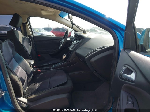 Ford FOCUS SE 2017 1FADP3F27HL250326 Image 5