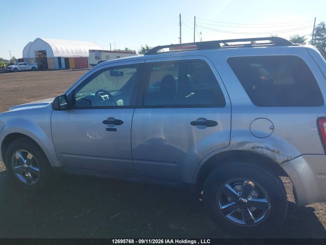 Продажа на аукционе авто 2011 Ford Escape Xlt Automatic, vin: 1FMCU0D76BKA89357, номер лота: 12695768