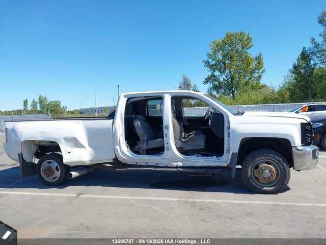 Продажа на аукционе авто 2018 Chevrolet Silverado 3500hd Lt, vin: 1GC4KZCY5JF254951, номер лота: 12695787