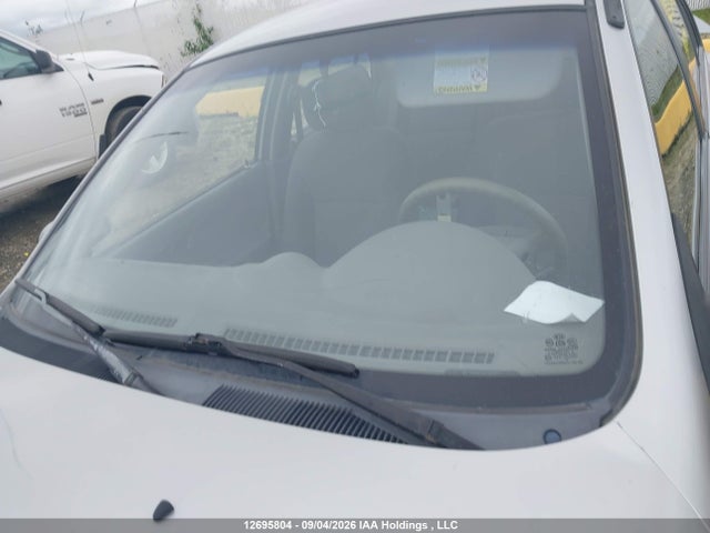 12695804 :رقم المزاد ، KNADC125546311513 vin ، 2004 Kia Rio مزاد بيع