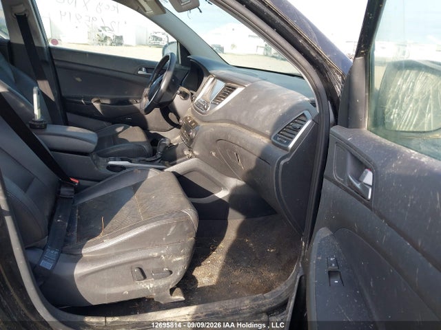 12695814 :رقم المزاد ، KM8J3CA28HU382534 vin ، 2017 Hyundai Tucson Limited/sport And Eco/se مزاد بيع