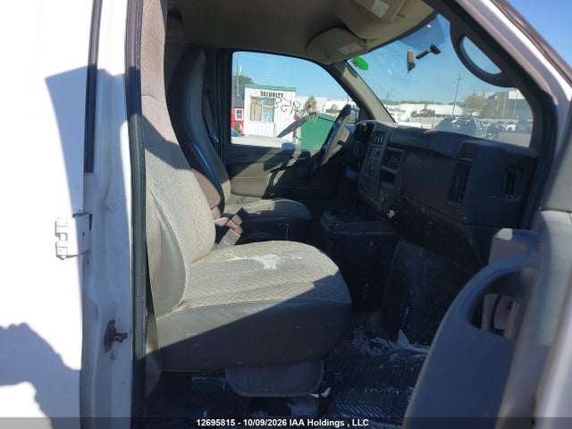 Продажа на аукционе авто 2015 Chevrolet Express 2500 1wt, vin: 1GCWGFCF9F1282487, номер лота: 12695815