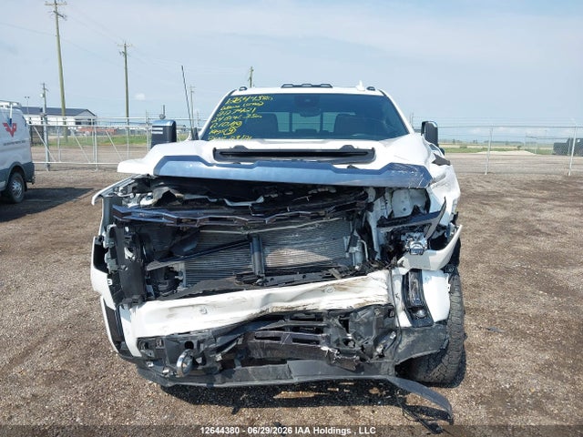 1GT49YEY8RF227421 GMC Sierra 3500hd Denali Ultimate