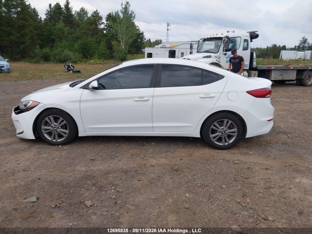 KMHD84LF1HU374229 Hyundai Elantra