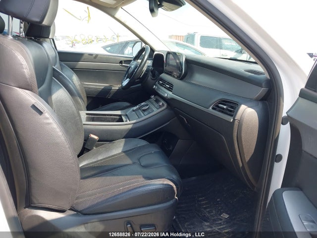 KM8R3DHE7LU125852 Hyundai Palisade Luxury 7-passenger Seating