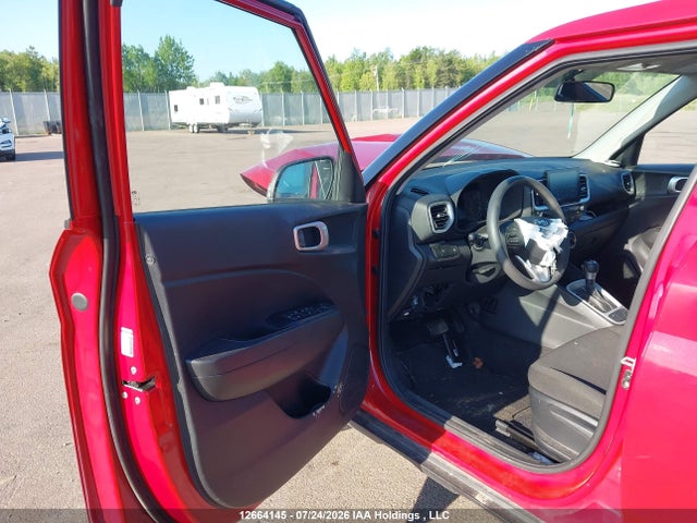 Hyundai Venue Essential Auto Ivt 2022 KMHRB8A37NU161515 Image 17