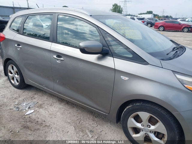 Продаж на аукціоні авто 2014 Kia Rondo Lx, vin: KNAHT8A30E7028491, номер лоту: 12695851