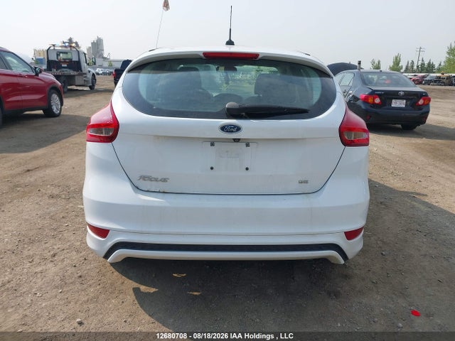 1FADP3K23JL297025 Ford FOCUS SE
