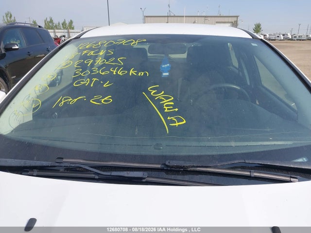 1FADP3K23JL297025 Ford FOCUS SE