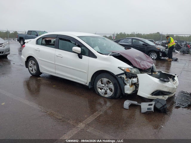 Продажа на аукционе авто 2015 Honda Civic Lx, vin: 2HGFB2E48FH015217, номер лота: 12695852