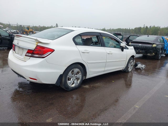 2015 Honda Civic Lx მანქანა იყიდება აუქციონზე, vin: 2HGFB2E48FH015217, აუქციონის ნომერი: 12695852