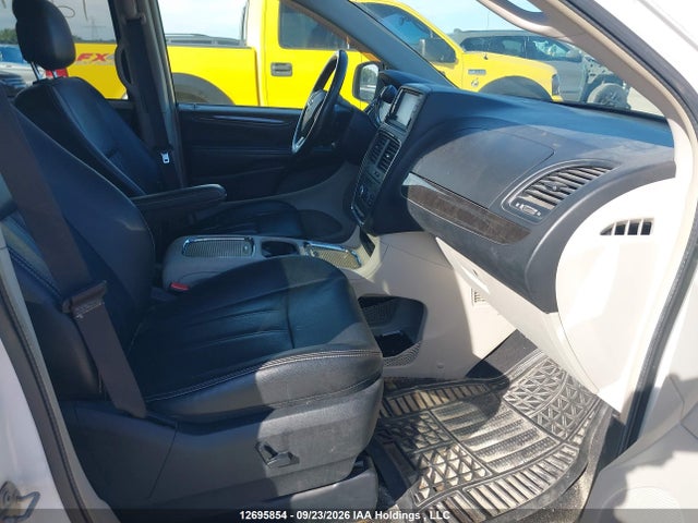 Dodge Grand Caravan Crew 2017 2C4RDGDG7HR640414 Image 5