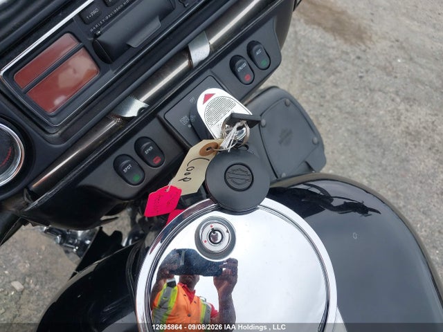 2002 Harley-davidson Flhtcui მანქანა იყიდება აუქციონზე, vin: 1HD1FCW142Y633026, აუქციონის ნომერი: 12695864
