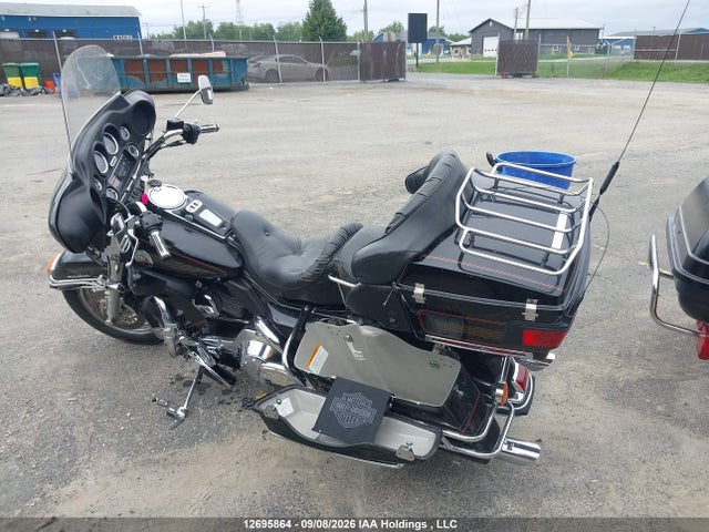 2002 Harley-davidson Flhtcui მანქანა იყიდება აუქციონზე, vin: 1HD1FCW142Y633026, აუქციონის ნომერი: 12695864