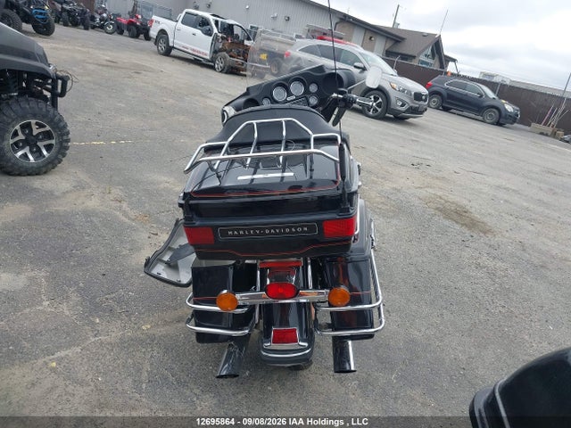 2002 Harley-davidson Flhtcui მანქანა იყიდება აუქციონზე, vin: 1HD1FCW142Y633026, აუქციონის ნომერი: 12695864