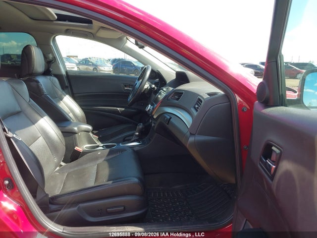 12695888 :رقم المزاد ، 19UDE2F71HA801885 vin ، 2017 Acura Ilx Premium/technology مزاد بيع