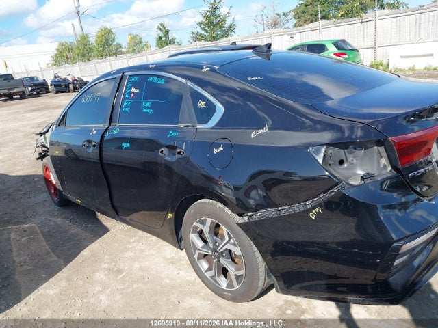 KIA Forte 2021 3KPF54AD4ME392143 Image 14