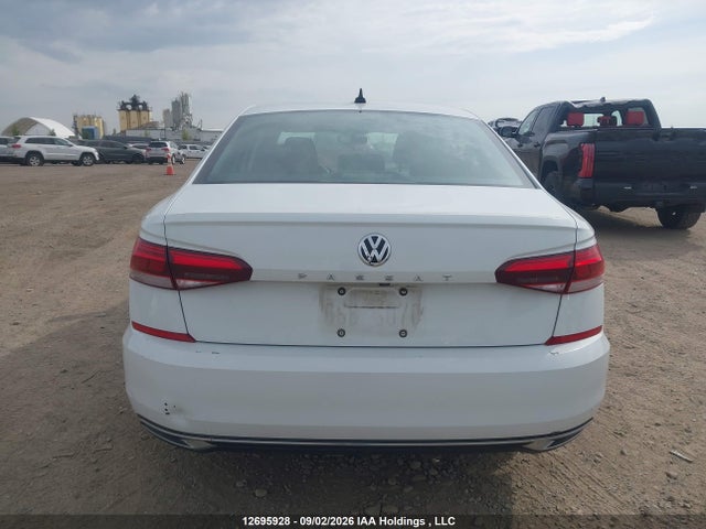 Aukcja sprzedaży 2021 Volkswagen Passat Highline, vin: 1VWBA7A35MC008569, numer aukcji: 12695928