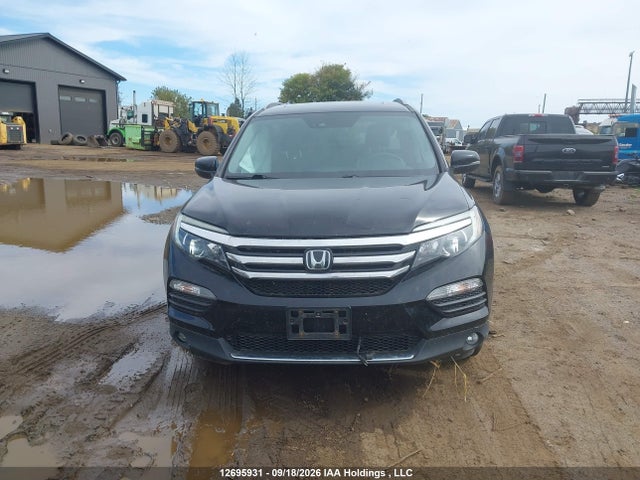 Honda Pilot Touring 2018 5FNYF6H90JB504445 Image 11