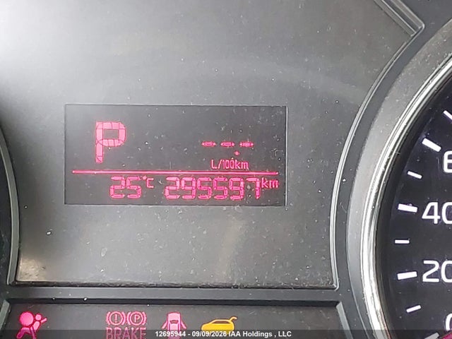 Auction sale of the 2017 Kia Sedona Lx/lx+, vin: KNDMB5C1XH6271041, lot number: 12695944