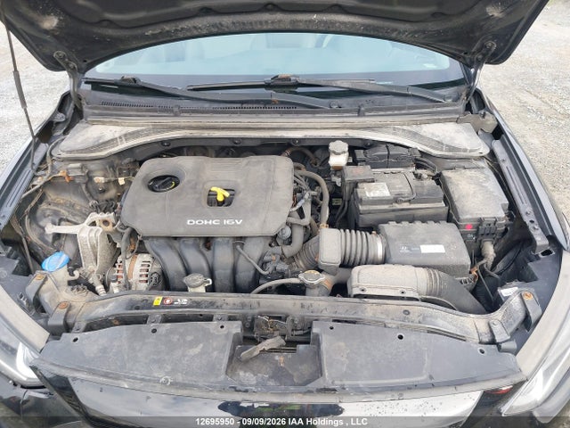 KMHD84LF4HU315207 Hyundai ELANTRA SE