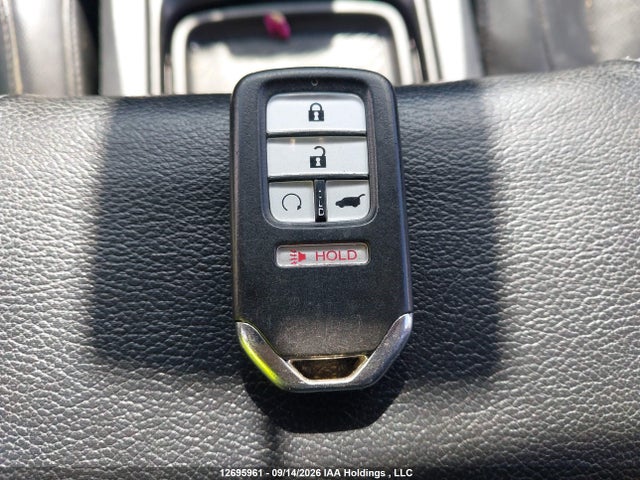 2019 Honda Cr-v Touring მანქანა იყიდება აუქციონზე, vin: 2HKRW2H97KH138936, აუქციონის ნომერი: 12695961