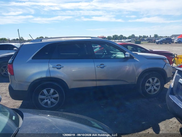 12696019 :رقم المزاد ، 5XYKTDA22DG422066 vin ، 2013 Kia Sorento Lx مزاد بيع