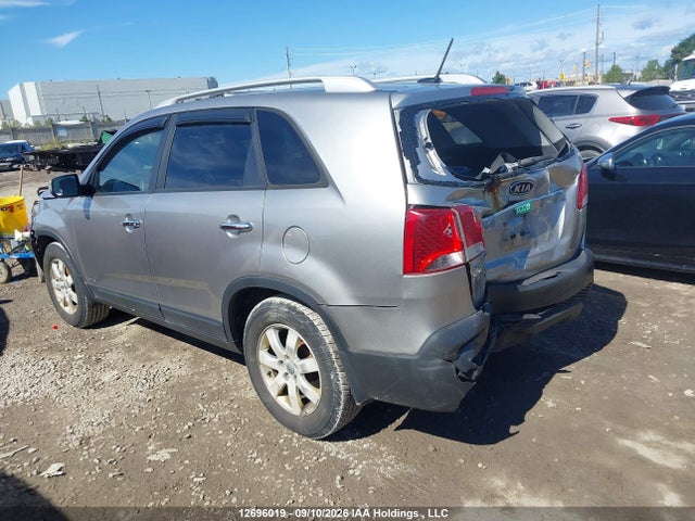 12696019 :رقم المزاد ، 5XYKTDA22DG422066 vin ، 2013 Kia Sorento Lx مزاد بيع