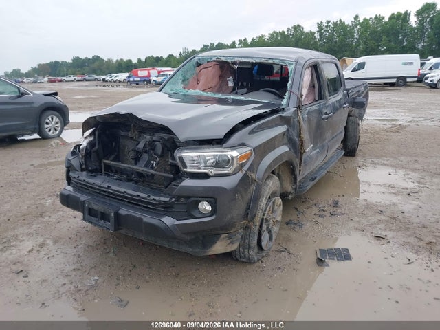 Toyota Tacoma 2023 3TYDZ5BN0PT019429 Image 2
