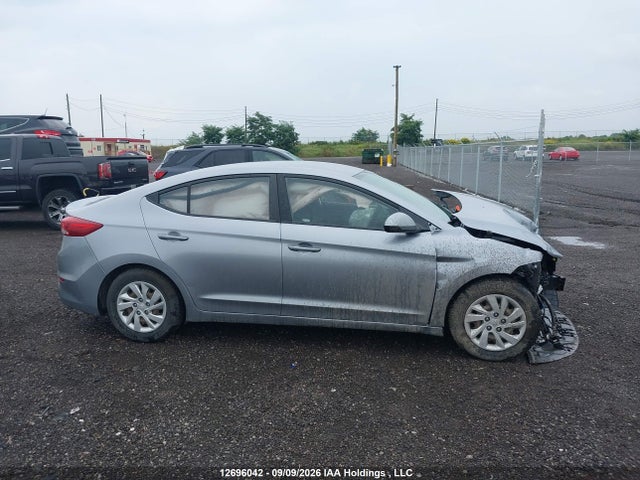 Hyundai Elantra Le 2017 5NPD74LF1HH158334 Image 14