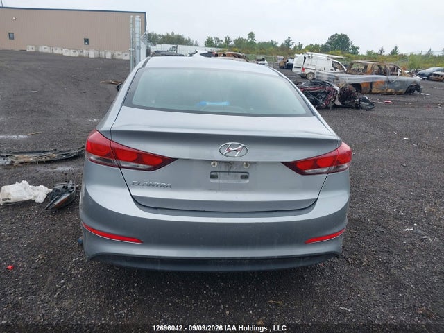 Hyundai Elantra Le 2017 5NPD74LF1HH158334 Image 17