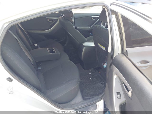 5NPDH4AE2FH604298 Hyundai Elantra Se/sport/limited