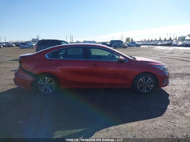 2022 Kia Forte მანქანა იყიდება აუქციონზე, vin: 3KPF34AD3NE515809, აუქციონის ნომერი: 12696116