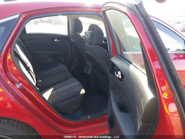 2022 Kia Forte მანქანა იყიდება აუქციონზე, vin: 3KPF34AD3NE515809, აუქციონის ნომერი: 12696116