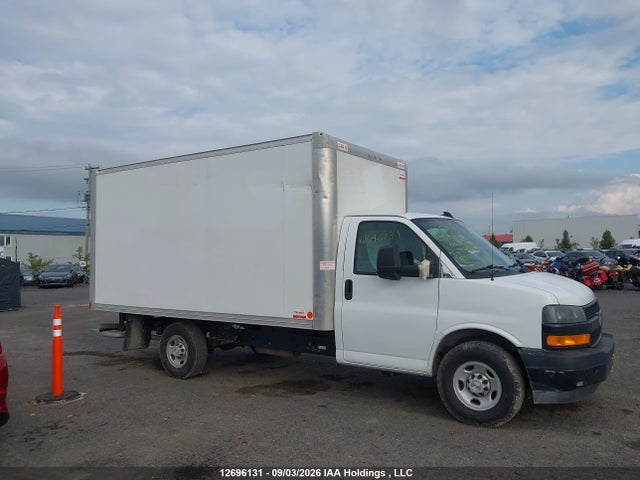 Chevrolet EXPRESS G3500 2025 1HA0GSF7XSN014534 Image 13