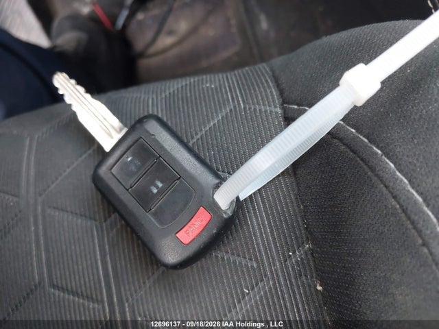 JA4AJUAU2MU602966 Mitsubishi RVR ES