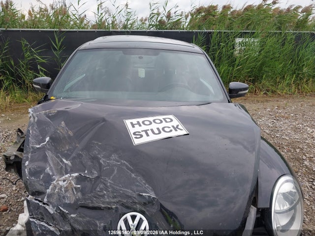 2012 Volkswagen Beetle 2.5l Comfortline/2.5l Highline/premiere/premiere+ მანქანა იყიდება აუქციონზე, vin: 3VWJX7AT7CM612194, აუქციონის ნომერი: 12696140
