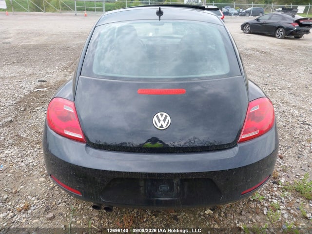 2012 Volkswagen Beetle 2.5l Comfortline/2.5l Highline/premiere/premiere+ მანქანა იყიდება აუქციონზე, vin: 3VWJX7AT7CM612194, აუქციონის ნომერი: 12696140
