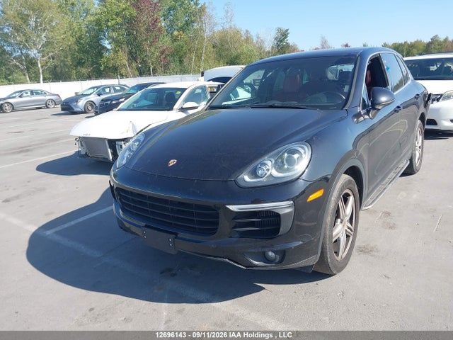 Porsche CAYENNE S 2015 WP1AB2A2XFLA57922 Image 2