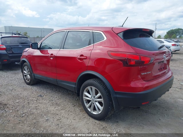 2017 Nissan Qashqai S/sv მანქანა იყიდება აუქციონზე, vin: JN1BJ1CP9HW031425, აუქციონის ნომერი: 12696144