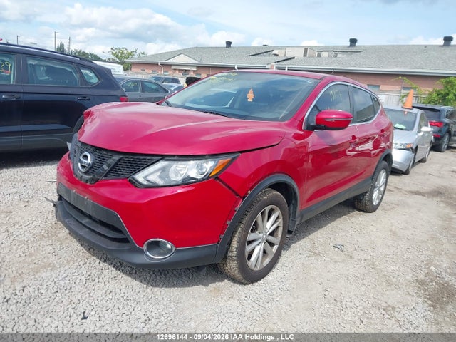2017 Nissan Qashqai S/sv მანქანა იყიდება აუქციონზე, vin: JN1BJ1CP9HW031425, აუქციონის ნომერი: 12696144