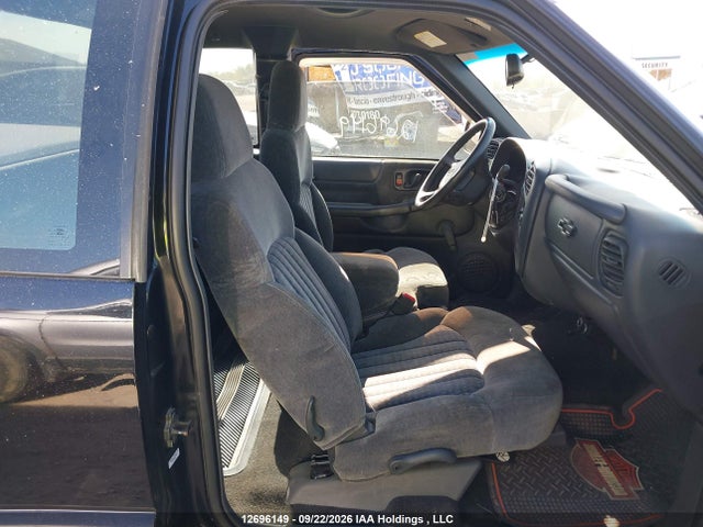 2001 Chevrolet S Truck S10 მანქანა იყიდება აუქციონზე, vin: 1GCCS19W618164893, აუქციონის ნომერი: 12696149